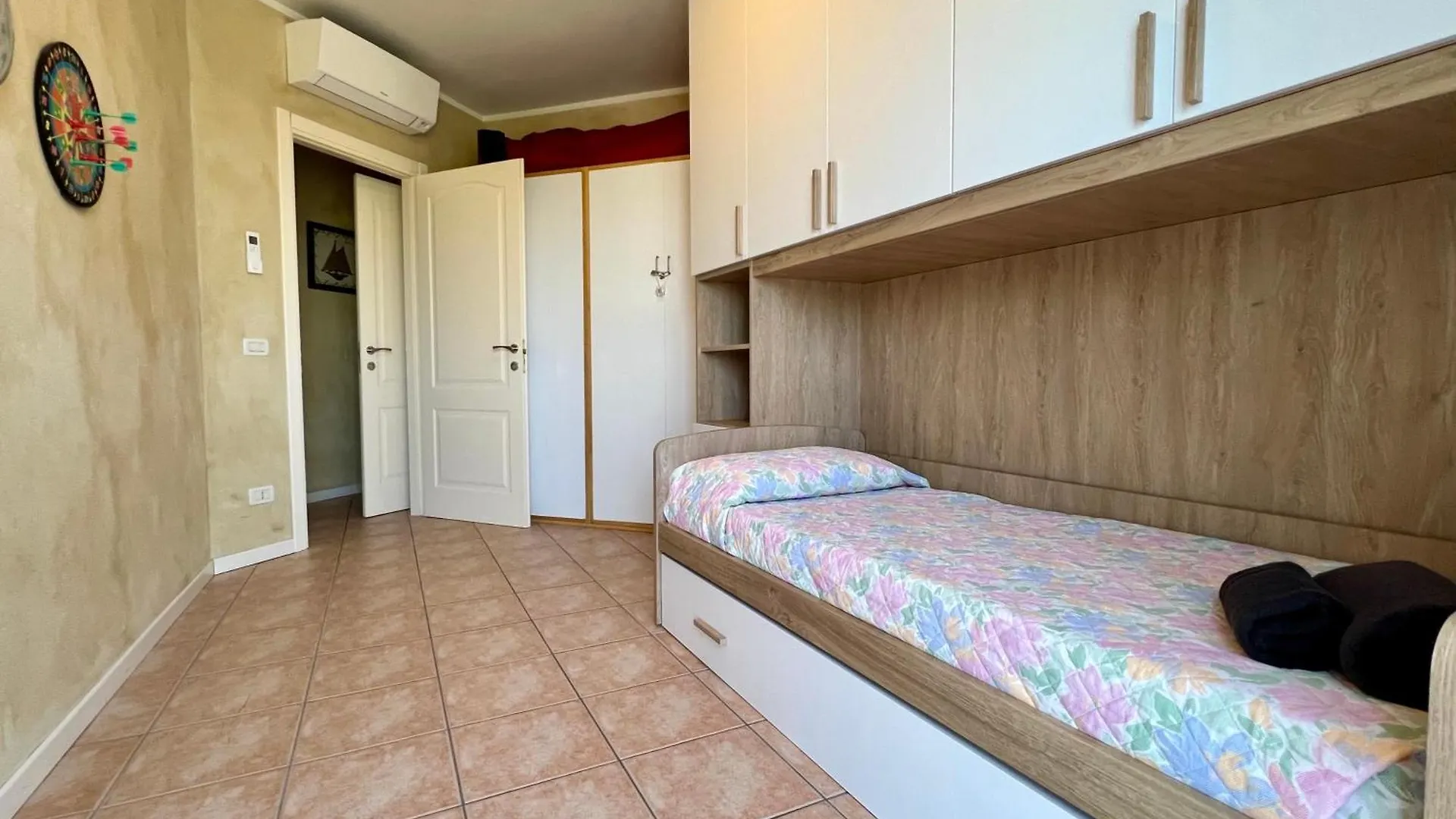 Cozy Haven Apartment Sirmione Italy